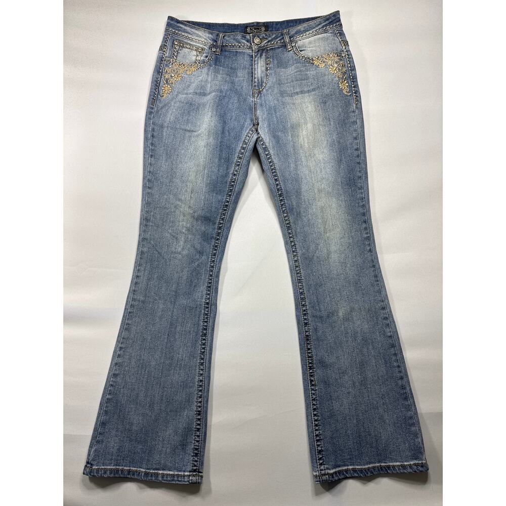 Shyanne Women's Anne Bootcut Embroidered  Jeans‎ - Size 32/SHT (33x31.5)*